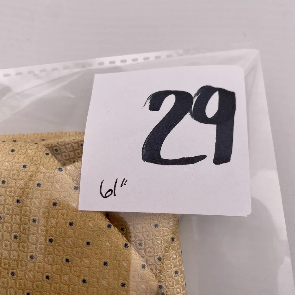 STAFFORD‎ Gold Silk Necktie Designer Geometric Pattern Business Career Interview